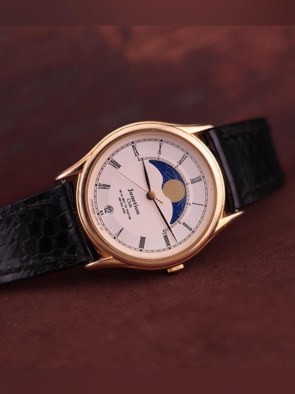Vintage 1992 Vega Junction Club by Citizen 6885-L00033 Men’s Watch
